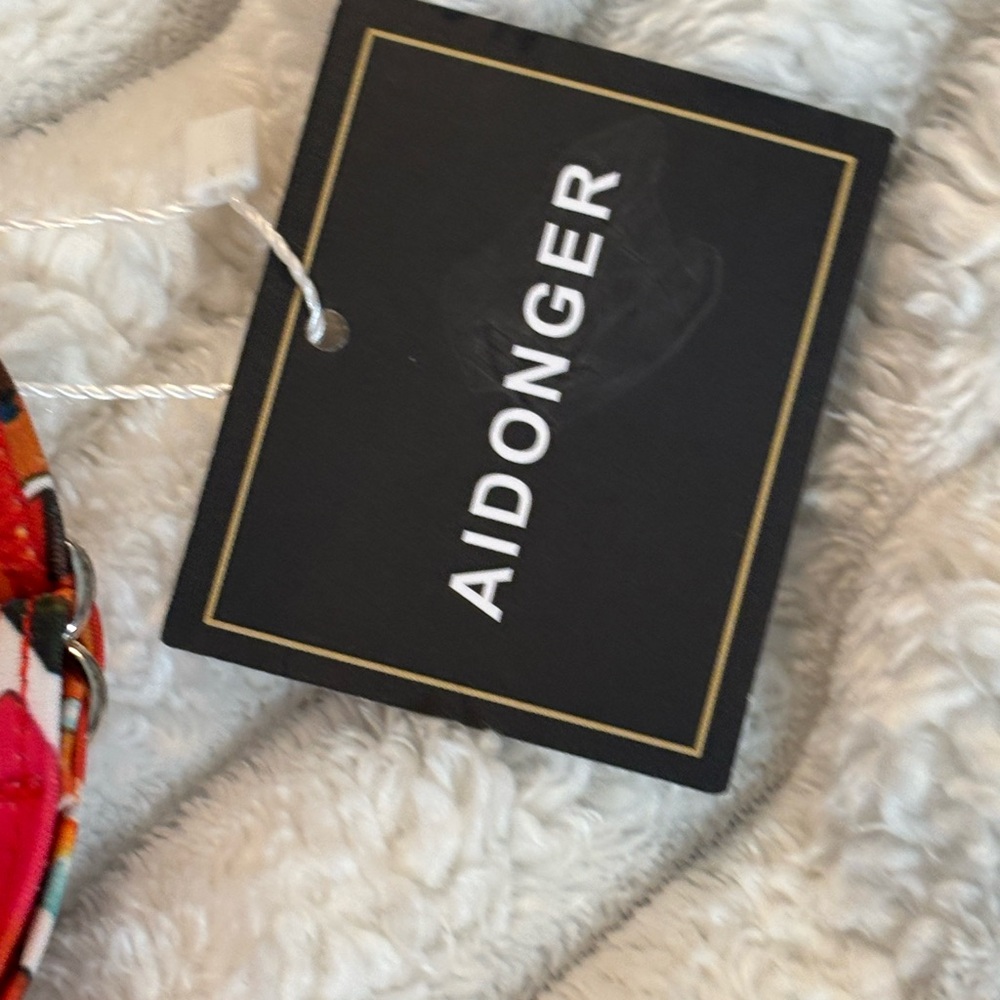 Aidonger White and Red Dress - Picture 5 of 10